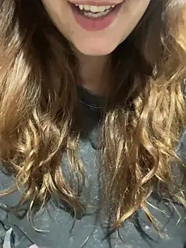 Snapshot of psilybaby chatting on 01/07/25, 05:22 psilybaby online show from 01/07/25, 05:22