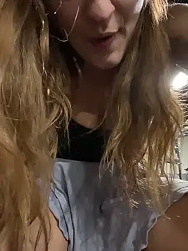 Snapshot of psilybaby chatting on 01/09/25, 05:34 psilybaby online show from 01/09/25, 05:34