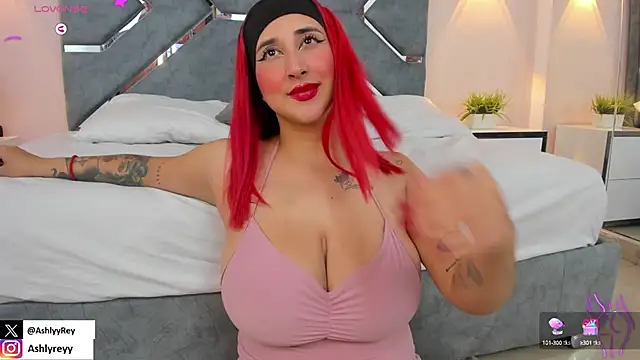 ashlyrey-1 online show from 01/06/25, 11:20