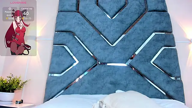 ashlyrey-1 online show from 02/13/25, 09:49