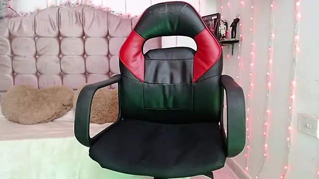 sapphire lilac online show from 12/21/24, 06:41