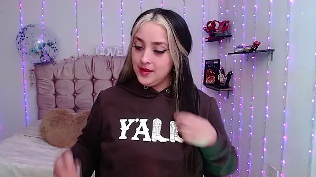 sapphire lilac online show from 12/30/24, 09:16