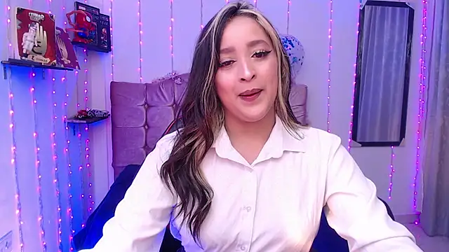 sapphire lilac online show from 02/06/25, 04:10