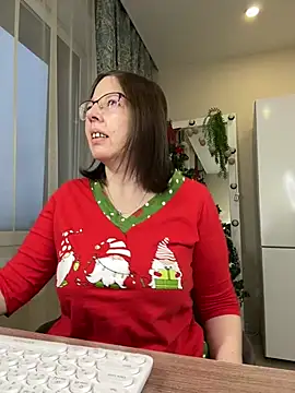 Snapshot of B_Bonya_m chatting on 12/23/24, 05:17 B Bonya m online show from 12/23/24, 05:17