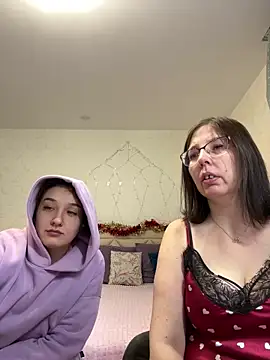 Snapshot of B_Bonya_m chatting on 01/06/25, 05:52 B Bonya m online show from 01/06/25, 05:52
