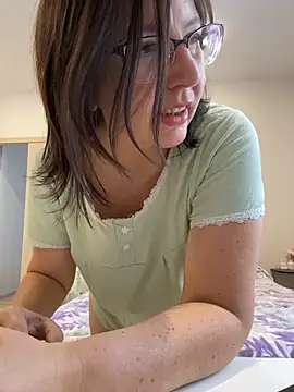 Snapshot of B_Bonya_m chatting on 03/07/26, 04:31 B Bonya m online show from 03/07/26, 04:31