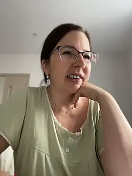 B Bonya m online show from 06/30/26, 04:02