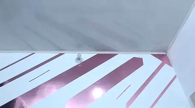 Snapshot of Kitten_Hot_ chatting on 03/12/25, 02:09 Kitten Hot online show from 03/12/25, 02:09