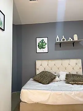 Soe Lara online show from 12/04/25, 11:19