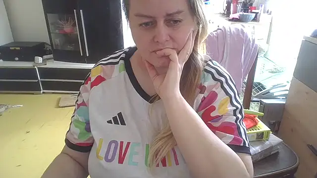 Meliss Official9 online show from 04/04/26, 10:13