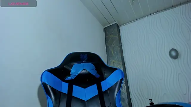 Catalehia Milk online show from 12/04/25, 09:12