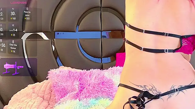 Snapshot of ElizabetthKitty chatting on 01/23/25, 10:11 ElizabetthKitty online show from 01/23/25, 10:11