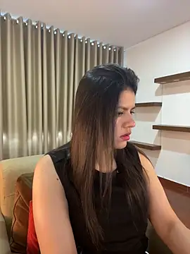 Alice Biel online show from 01/06/25, 09:43