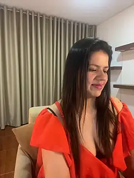 Snapshot of Alice_Biel chatting on 01/21/25, 01:39 Alice Biel online show from 01/21/25, 01:39