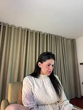 Alice Biel online show from 06/21/26, 01:30