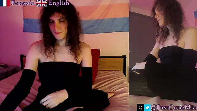 JustCutieMia online show from 11/20/25, 07:13