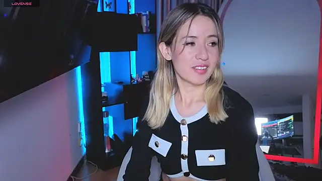 sexfire lalita online show from 11/21/25, 10:19