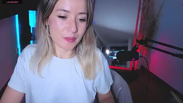 sexfire lalita online show from 12/04/25, 11:24