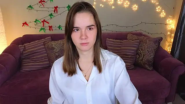 Snapshot of LindaRobertz chatting on 01/06/25, 02:04 LindaRobertz online show from 01/06/25, 02:04