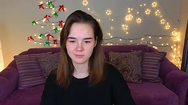 Snapshot of LindaRobertz chatting on 01/12/25, 11:04 LindaRobertz online show from 01/12/25, 11:04