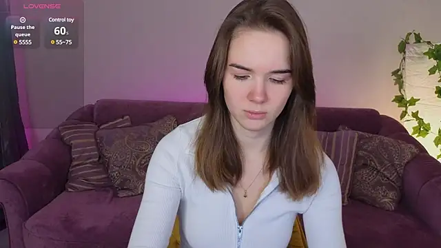 Snapshot of LindaRobertz chatting on 01/23/25, 07:00 LindaRobertz online show from 01/23/25, 07:00