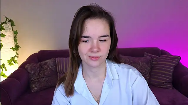 Snapshot of LindaRobertz chatting on 01/24/25, 06:03 LindaRobertz online show from 01/24/25, 06:03