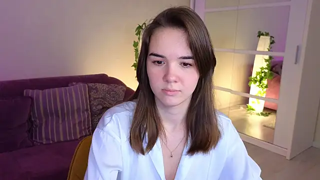 Snapshot of LindaRobertz chatting on 01/25/25, 09:15 LindaRobertz online show from 01/25/25, 09:15