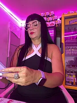 Hot beauty   online show from 02/07/26, 04:16