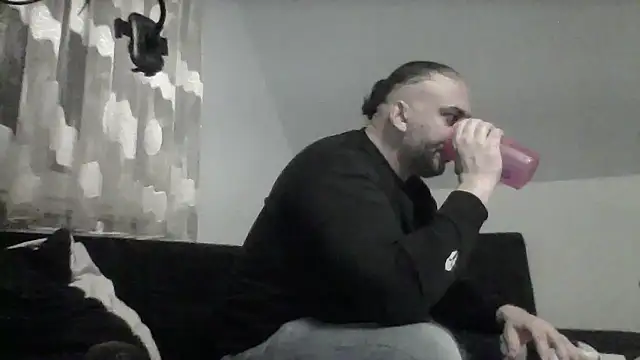 NewyorkDimi online show from 11/06/25, 12:11