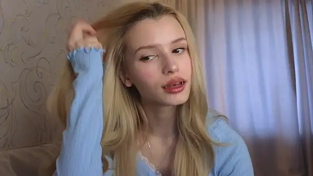 Snapshot of elsa_limerence chatting on 02/24/26, 05:38 elsa limerence online show from 02/24/26, 05:38