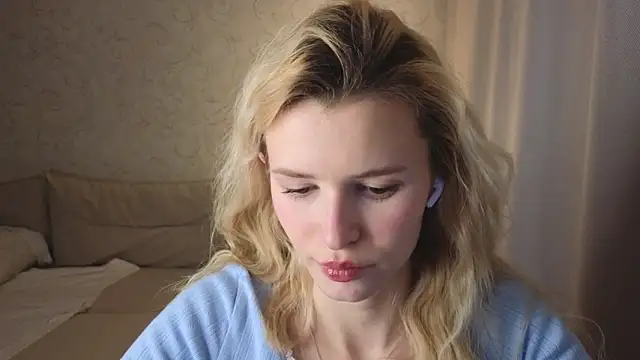 Snapshot of elsa_limerence chatting on 04/09/26, 04:56 elsa limerence online show from 04/09/26, 04:56