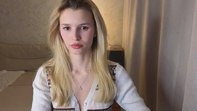 Snapshot of elsa_limerence chatting on 04/11/26, 05:17 elsa limerence online show from 04/11/26, 05:17