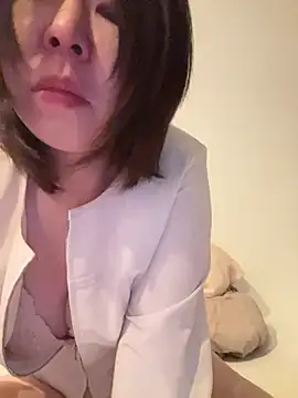 Yukimi- online show from 12/11/24, 09:34