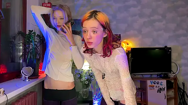 Snapshot of Evvie_Summn1 chatting on 02/11/25, 05:18 Evvie Summn1 online show from 02/11/25, 05:18