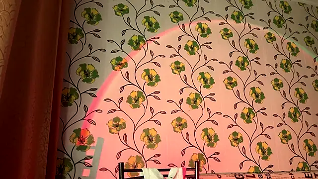 Snapshot of Evvie_Summn1 chatting on 02/22/26, 03:54 Evvie Summn1 online show from 02/22/26, 03:54