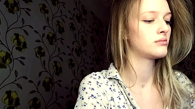 Evvie Summn1 online show from 06/28/26, 02:01