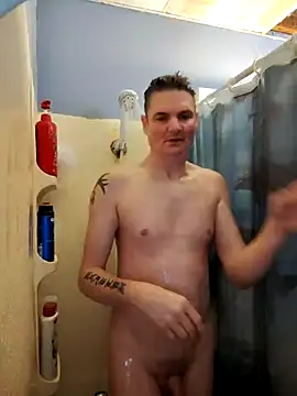 Snapshot of 023Longandjuicy chatting on 02/23/26, 04:37 023Longandjuicy online show from 02/23/26, 04:37