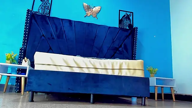 MAISE HILL1 online show from 12/31/24, 01:08