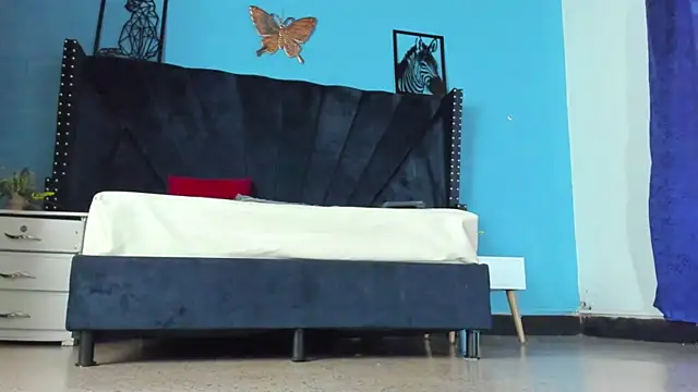 MAISE HILL1 online show from 02/13/25, 12:43