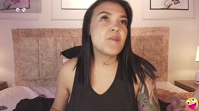 Snapshot of lyn_adamns chatting on 01/31/25, 10:52 lyn adamns online show from 01/31/25, 10:52