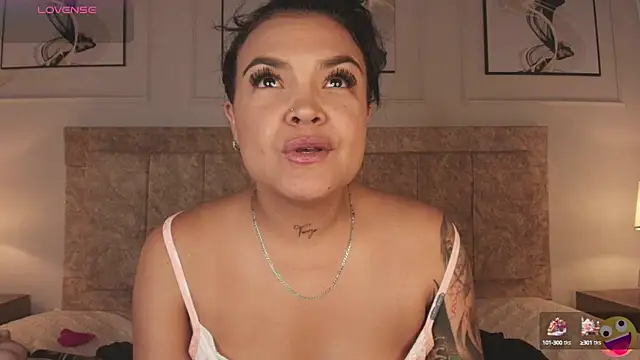 lyn adamns online show from 02/10/25, 11:45