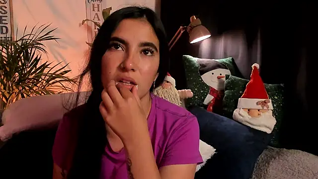 Snapshot of Serenity_Day chatting on 12/10/24, 01:54 Serenity Day online show from 12/10/24, 01:54