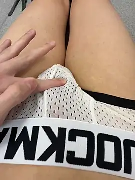 Snapshot of toooom845 chatting on 01/09/25, 11:25 toooom845 online show from 01/09/25, 11:25