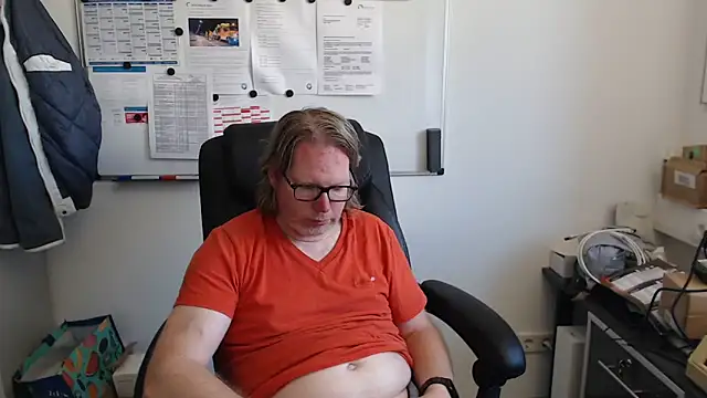 VSteph online show from 06/19/26, 01:37