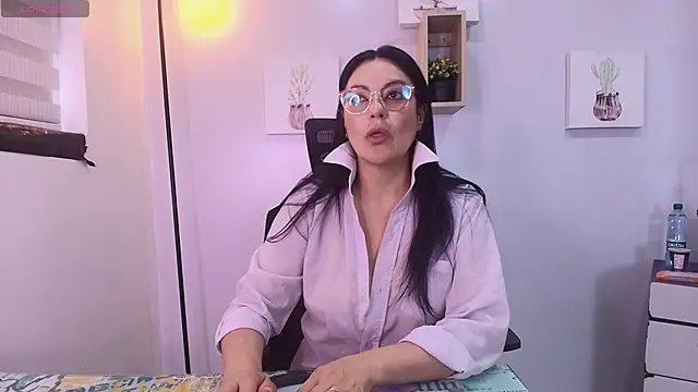Zuzana21 online show from 05/04/26, 01:29