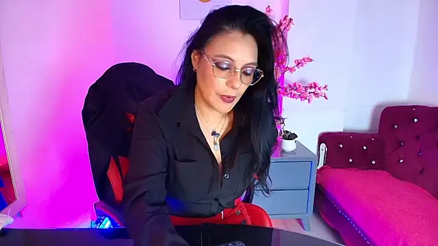 Zuzana21 online show from 06/18/26, 01:04