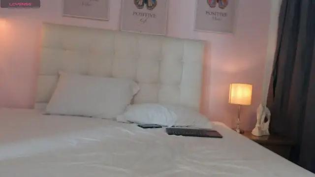 liss black online show from 01/30/25, 03:08