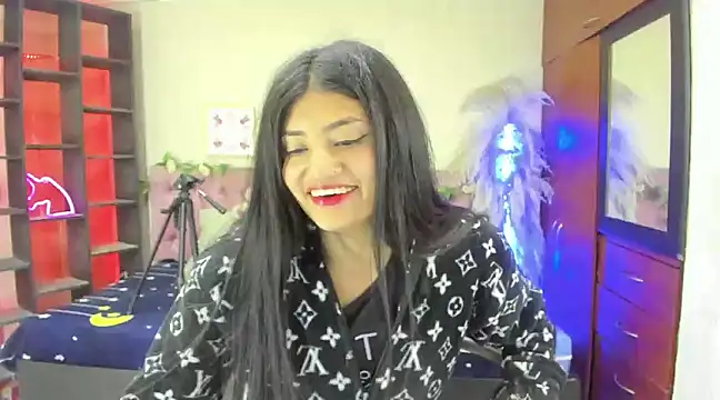 Lia Keen online show from 02/21/25, 08:16