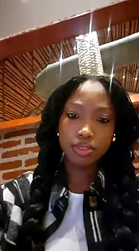 Snapshot of _Lovely1 chatting on 03/12/25, 08:10 Lovely1 online show from 03/12/25, 08:10