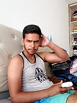 Snapshot of Melwil_ chatting on 01/16/25, 06:48 Melwil  online show from 01/16/25, 06:48